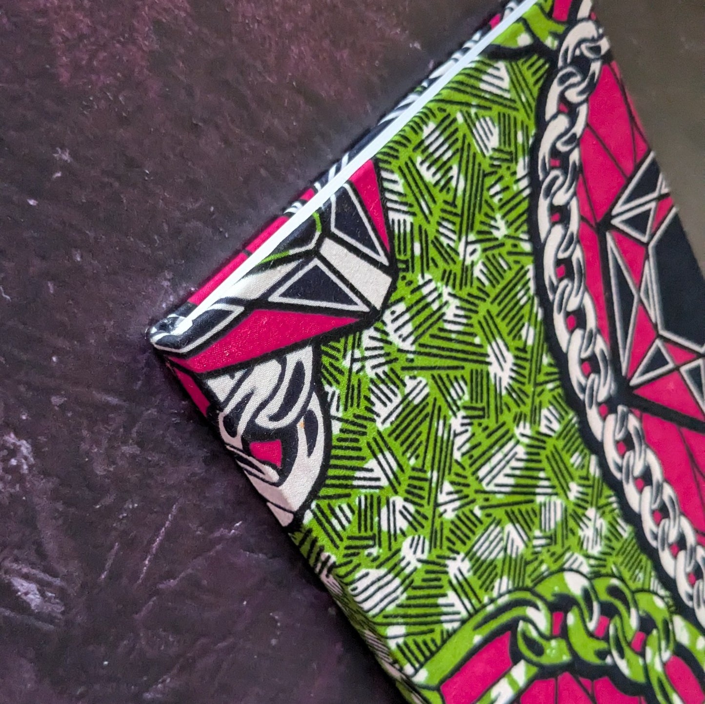 African print gratitude journal: Diamond Chain pattern (Green & magenta)